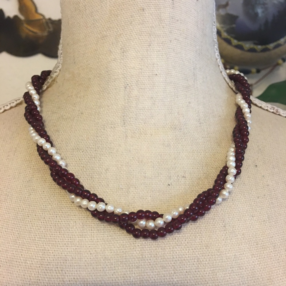 Vintage 80s Avon opulent torsade twist choker